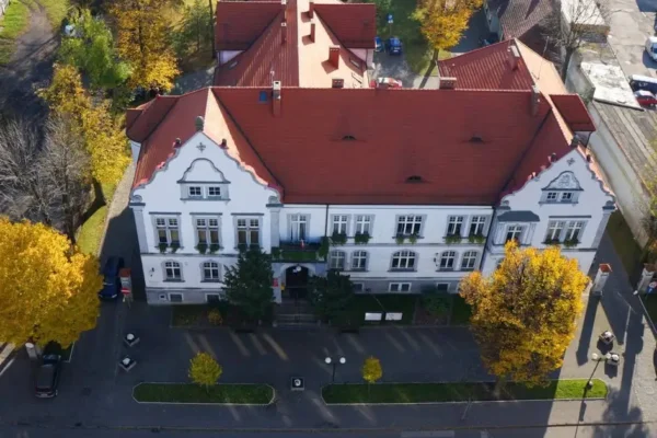 Grodków uczcił pamięć prof. Bogusława Bednarka – wybitnego polonisty i mistrza słowa
