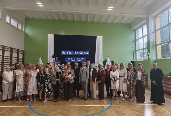 Pożegnanie dyrektor Bożeny Lorent i nowe władze w szkole w Olszance
