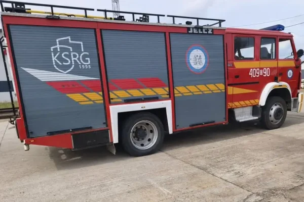 Rozszczelnienie butli z gazem w Skarbimierzu Osiedlu – interwencja straży pożarnej