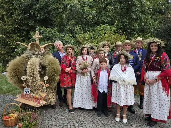 Gmina Lewin Brzeski z silną reprezentacją na dożynkach wojewódzkich w Kluczborku