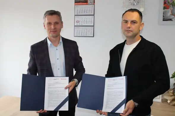 Umowa na przebudowę dróg powiatowych w gminie Olszanka podpisana