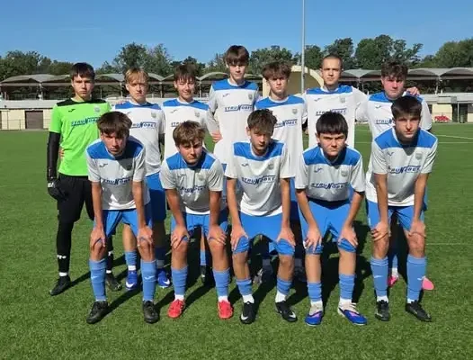 Juniorzy Olimpii Lewin Brzeski rozegrali dwa mecze w 1. Lidze Juniora Młodszego