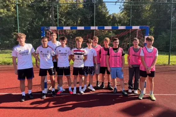 ZSE Cup: 4TLa wygrywa z 2TLa 2:0. Jutro kolejny mecz