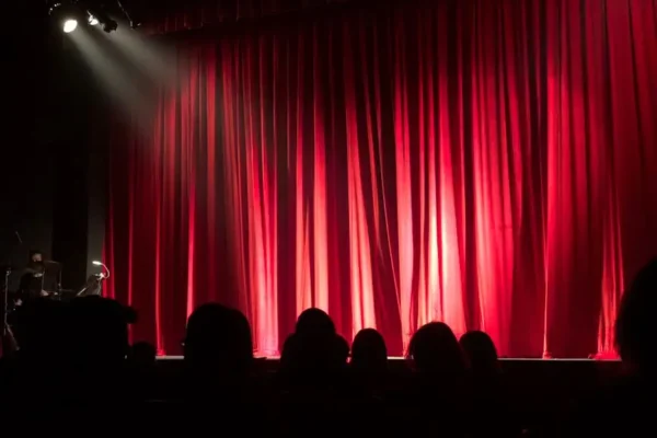 Spektakl „Jeśli przecięto cię na pół” w Brzeskim Centrum Kultury