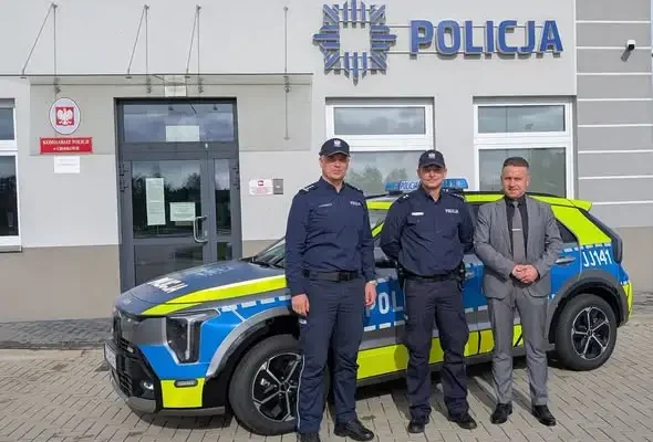 Grodków: nowy radiowóz wzmocnił miejscowy komisariat policji