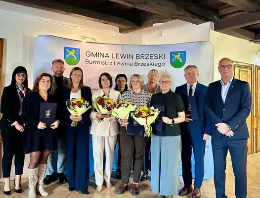 Dzień Edukacji Narodowej w Gminie Lewin Brzeski – podziękowania dla nauczycieli i pracowników oświaty