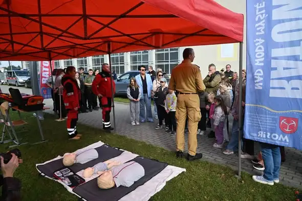 Brzeg: Krajowy Trening Rodzinny „Akademia OLiOC” w PSP nr 6