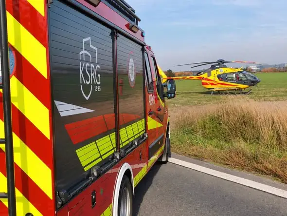 Zderzenie dwóch samochodów na DK 39 w Zielenicach — akcja służb ratunkowych