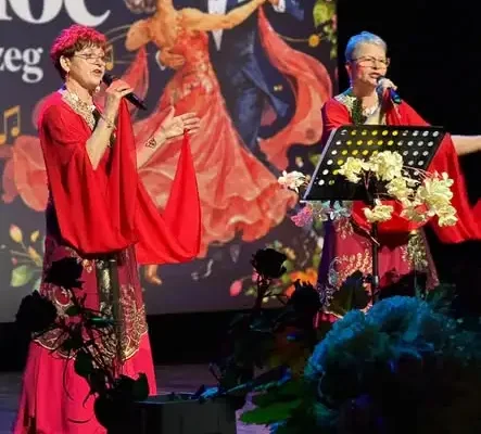 Gala senioralna w Brzegu – muzyka, wzruszenia i odznaczenia